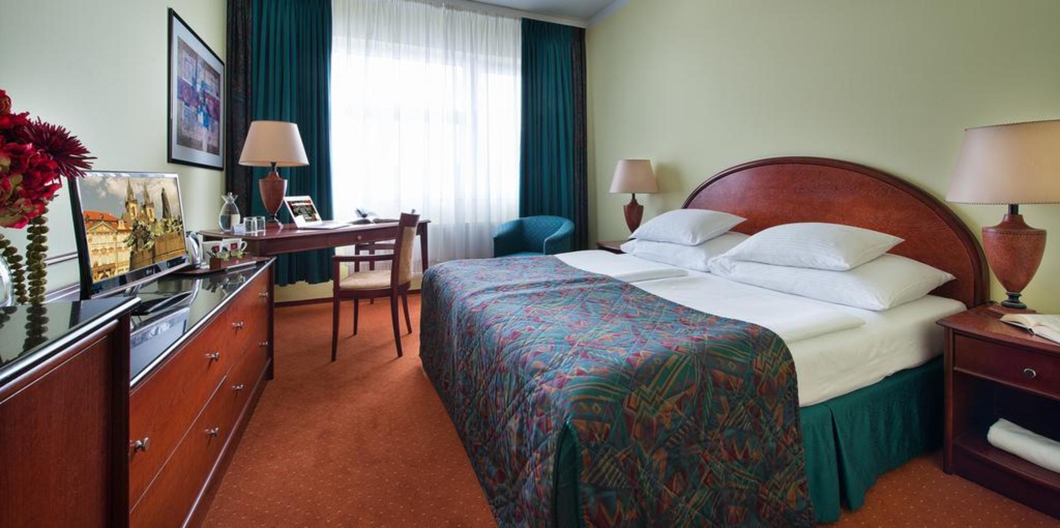 Hotell Rezidence Emmy 4*