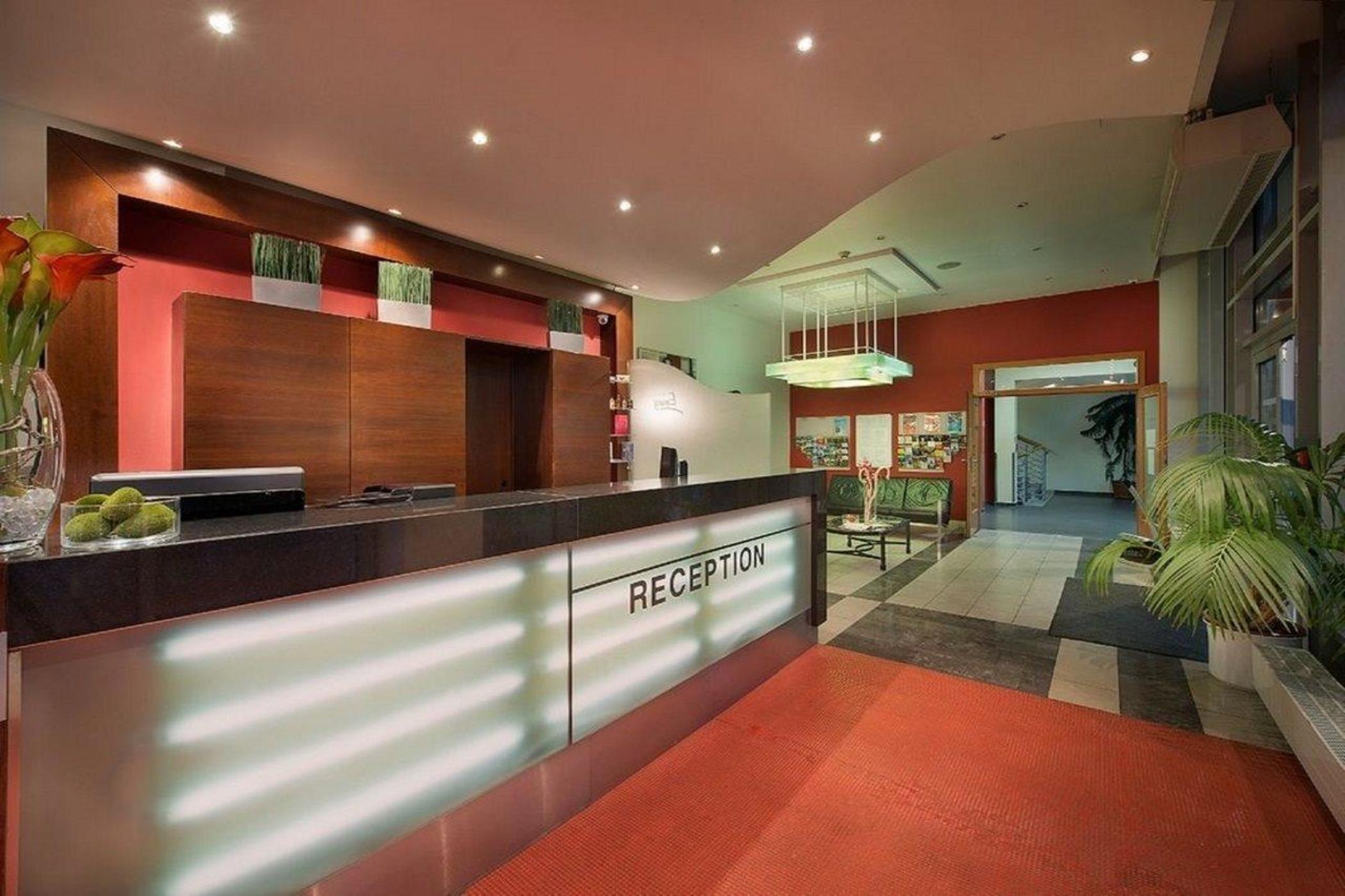 Rezidence Emmy Hotell 4*